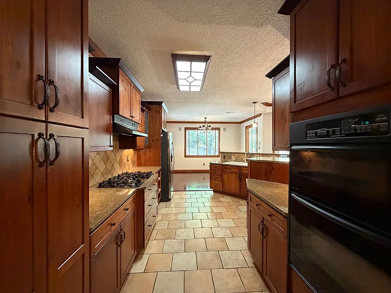 516 Sparrow Hawk Ct SE — Photo 32