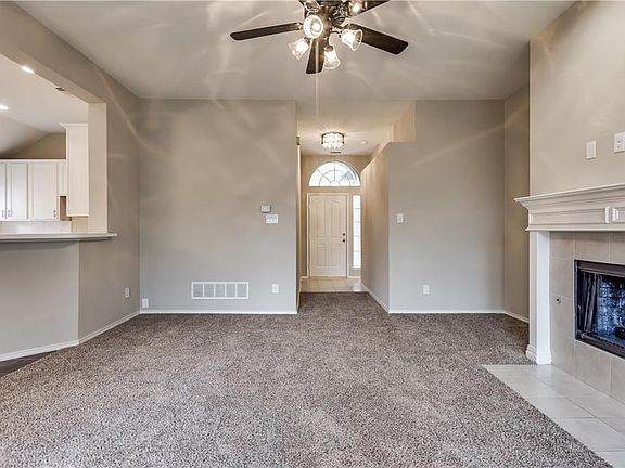3rd image of 5513 Pebble Ct