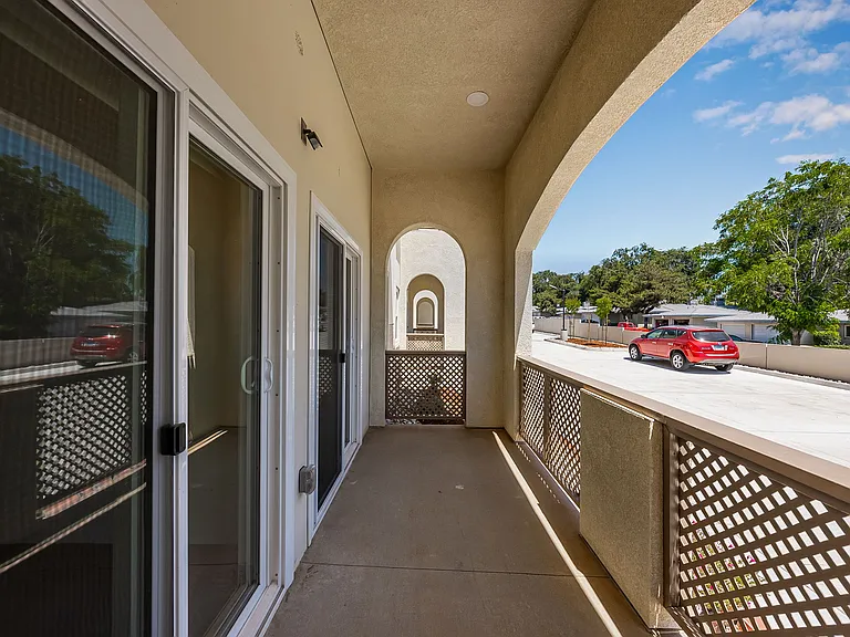 Paradise Oaks Luxury Senior Living — Photo 16