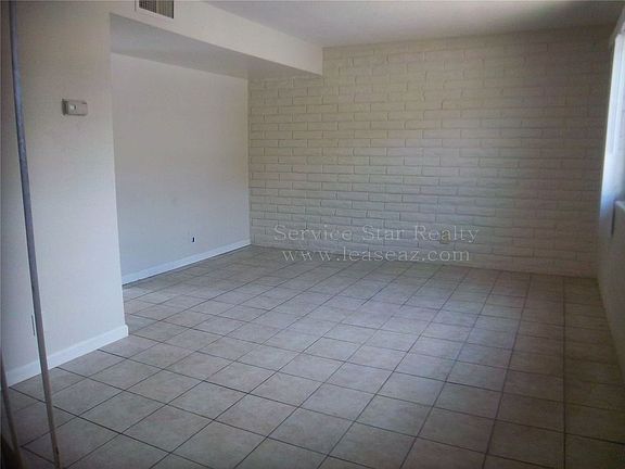 5th image of 1150 E Orange St APT 1
