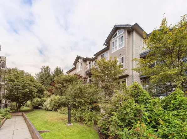 8115 121a St #211, Surrey, BC V3W 1J2