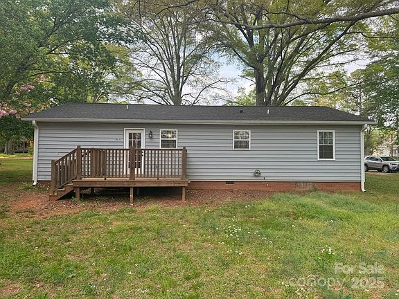 3rd image of 5319 Springdale Ave