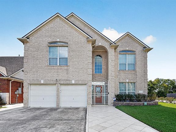 2nd image of 10102 Lizette Ct