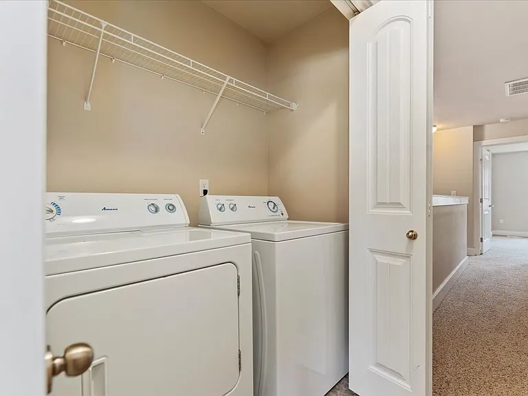 9846 W Rosecroft Ct — Photo 13