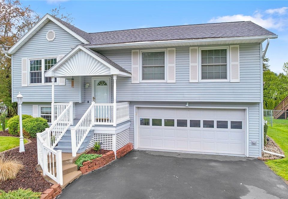 1st image of 12 Dogwood Ln