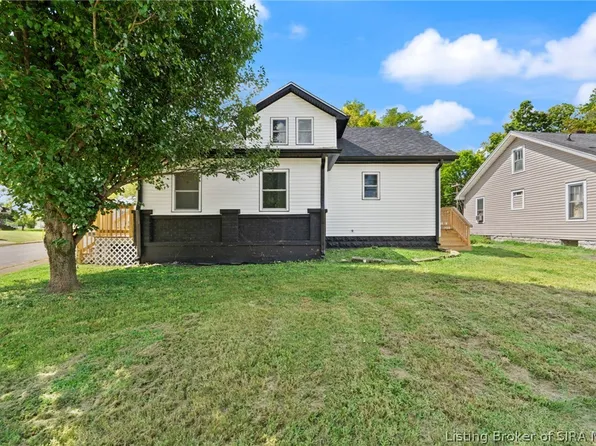 107 S Townsend Drive, Leavenworth, IN 47137