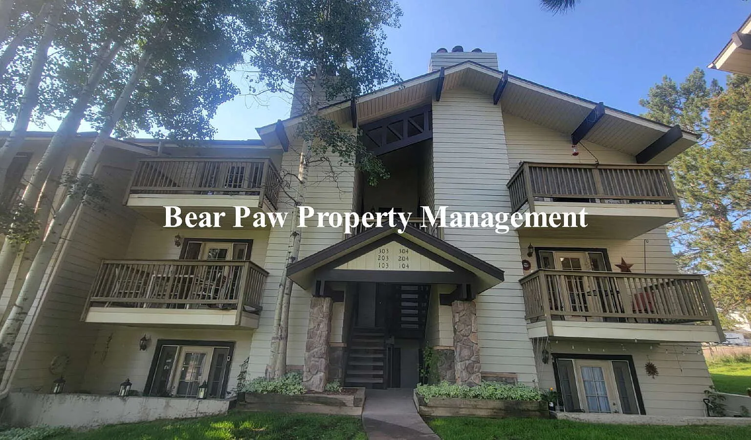 2 bed, 1.0 bath, 806 sqft, $1,950 — Photo 1