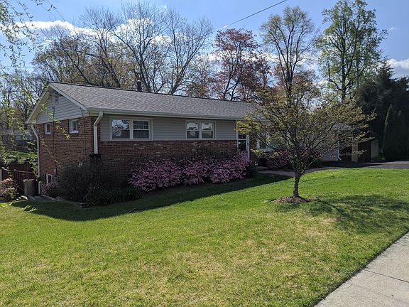 2nd image of 4201 Collier Rd