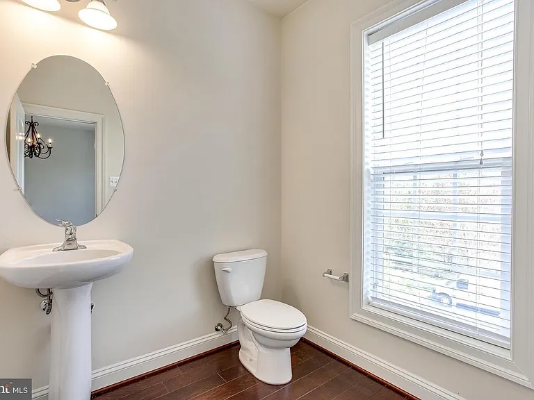 446 Whetstone Glen St — Photo 15