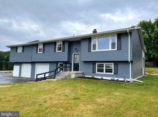 1400 Kelley Ave, Spring Grove, PA 17362