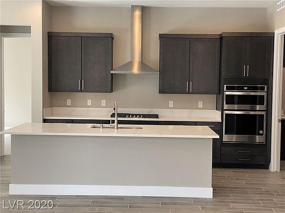 4th image of 10981 Red Yucca Dr