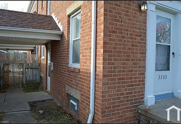 3rd image of 3310 W 131st St