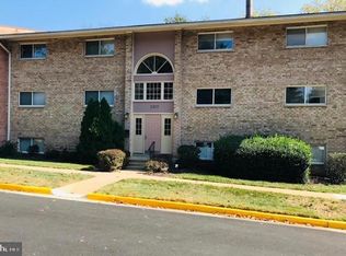 2839 Kalmia Lee Ct #B-302, Falls Church, VA 22042