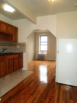 Rented by J Misrahi Realty Corp | media 10