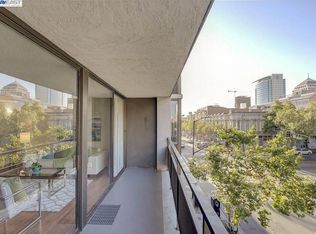 801 Franklin St APT 303, Oakland, CA 94607