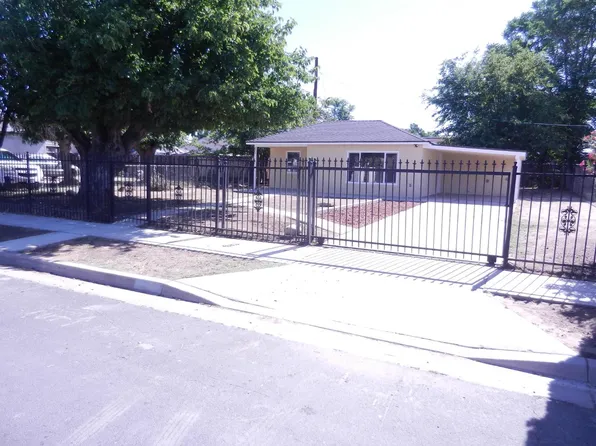2413 S Sierra Vista Ave, Fresno, CA 93725