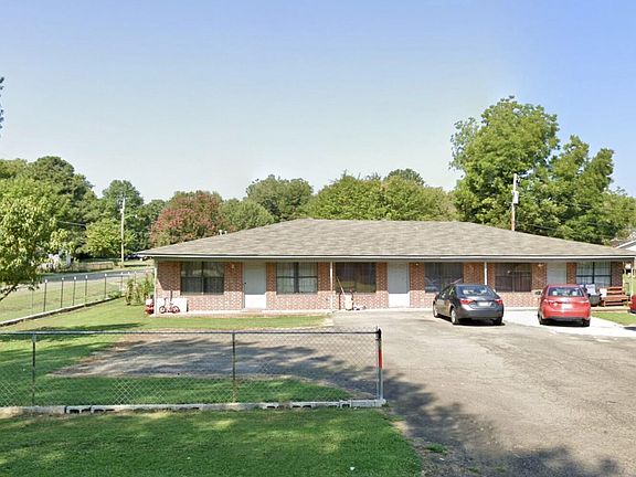 2nd image of 1406 S Commerce Ave