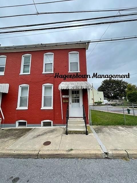 1st image of 567 Salem Ave