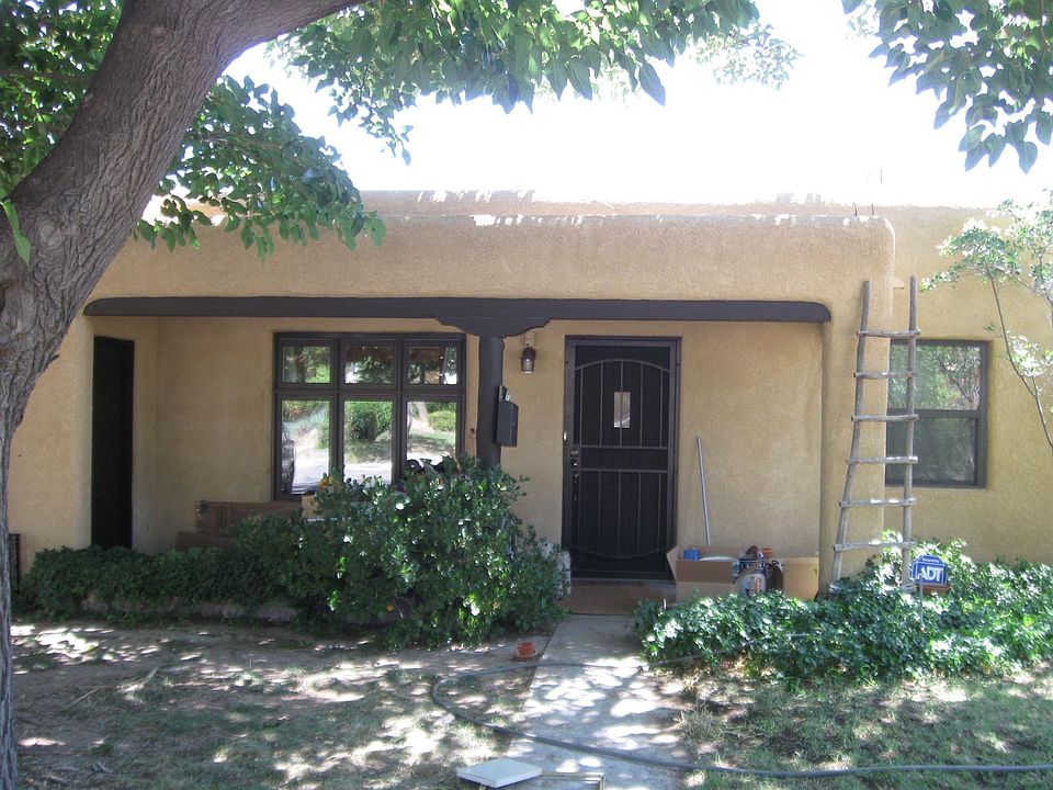 1st image of 1308 Lobo Pl NE