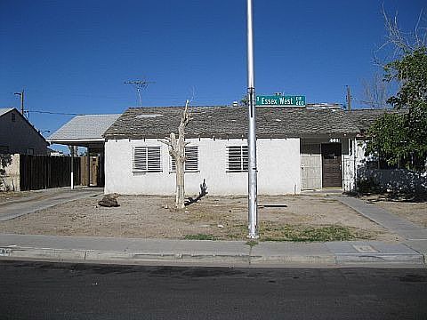1st image of 601 Essex West Dr