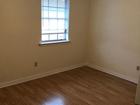 5th image of 1021 Dimarco St Unit C