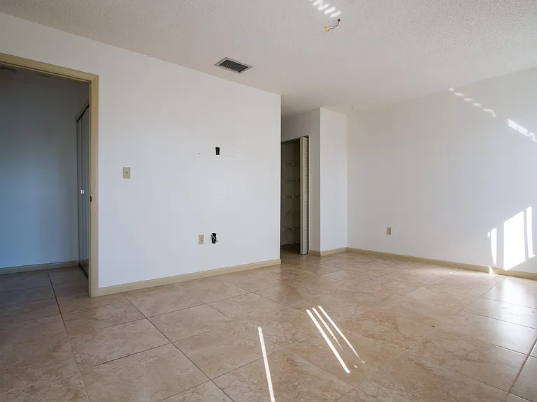 9324 SW 132nd St — Photo 11
