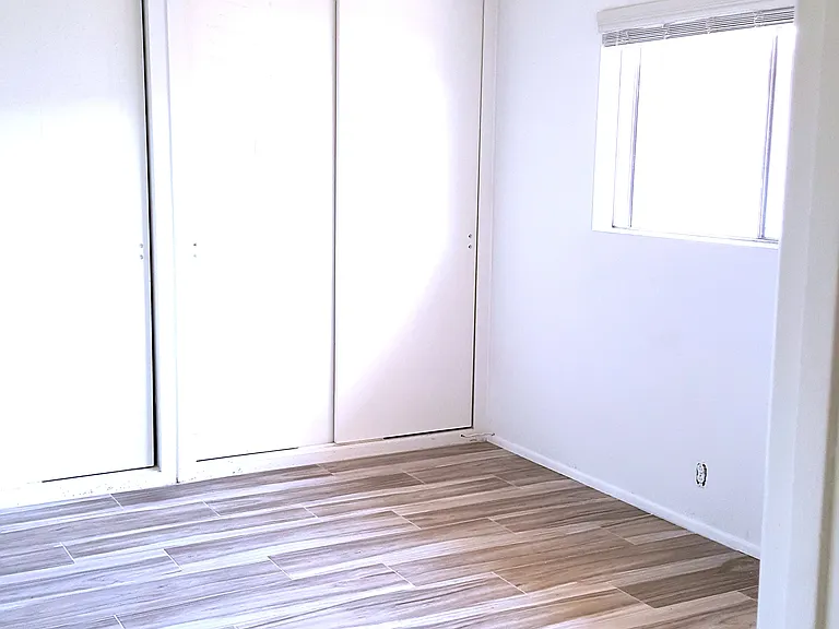 1150 Manhattan Beach Blvd #8 — Photo 17