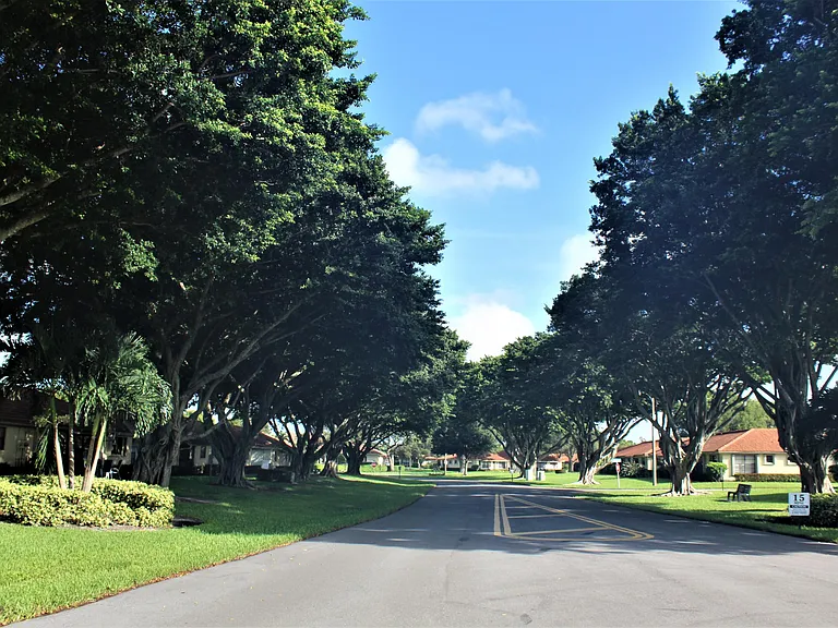 4450 Nutmeg Tree Ln #B — Photo 21