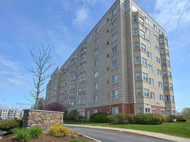 1 Cityview Ln #205 — Photo 29