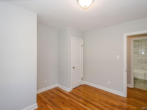 2nd image of 23 W Quince Ave