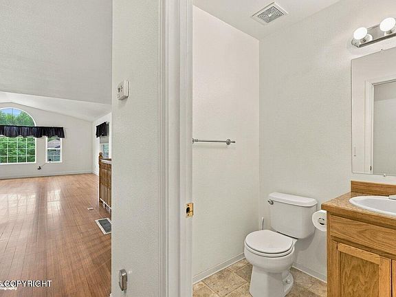 4th image of 8260 Berry Patch Dr