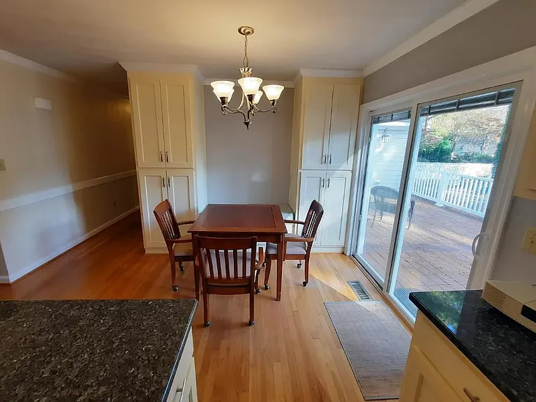 228 Keith Rd — Photo 10