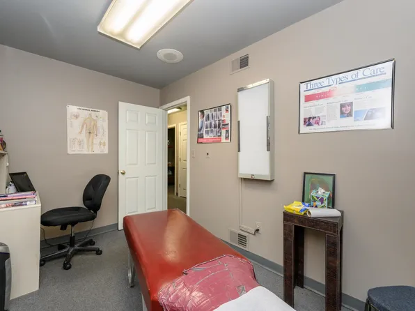 10 West 46th Street image 16 of 40