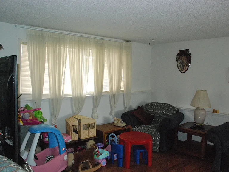 2030 NW Turner Dr #B — Photo 16