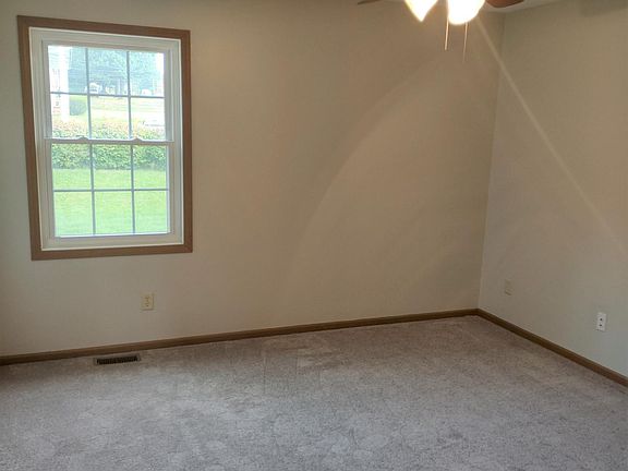Main level BR 2
