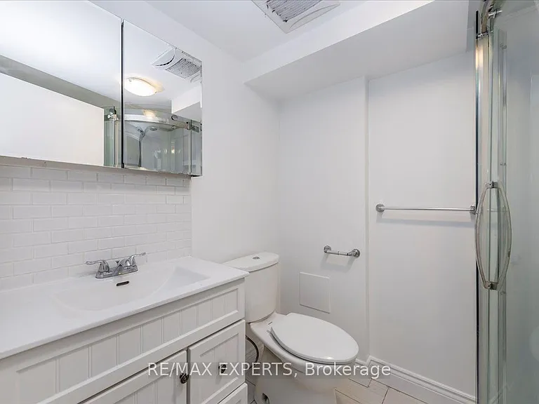 7 Willow St — Photo 12