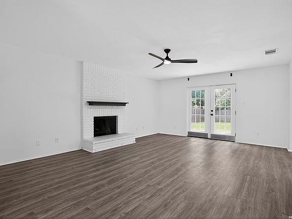 5th image of 9814 BROAD FOREST ST