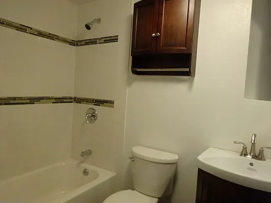Rented by DSA Realty | media 29