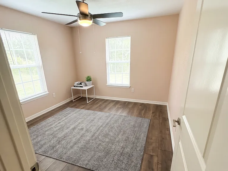 672 County Road 3317 — Photo 6