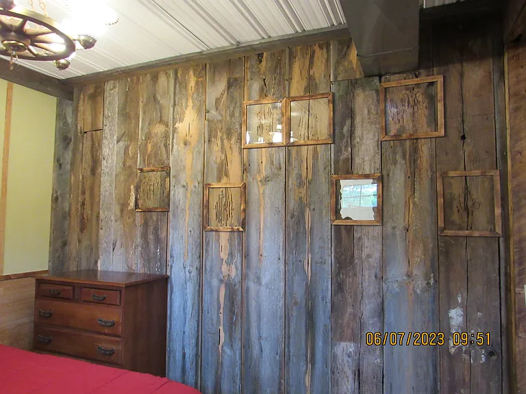 606 Maine St — Photo 18