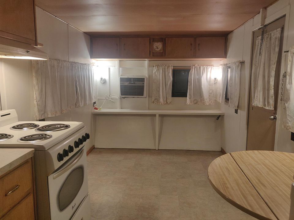 Kitchen and living room