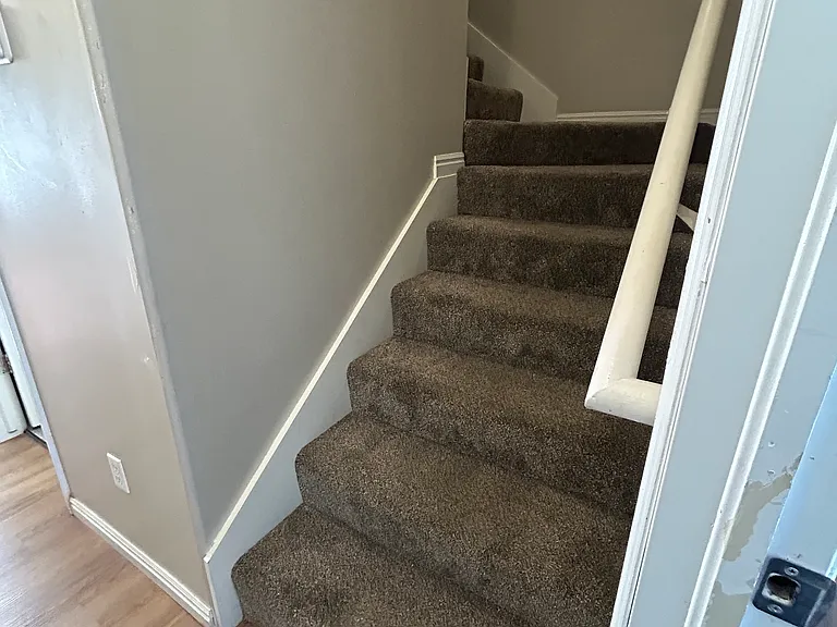 475 N Redwood Rd — Photo 13