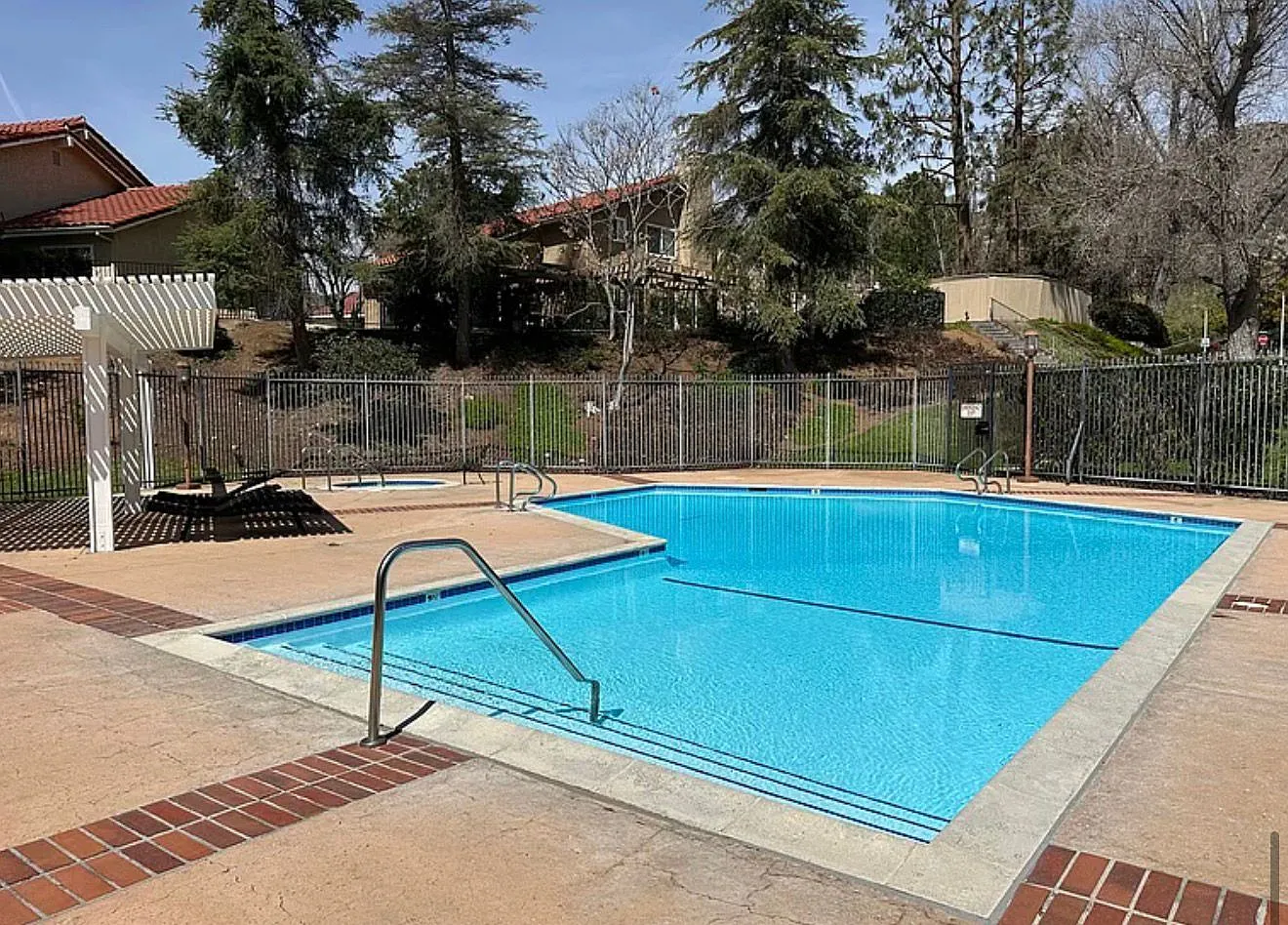 3 bed, 2.5 bath, 1623 sqft, $4,500 — Photo 1