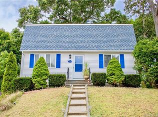 27 Katie Ln, New London, CT 06320