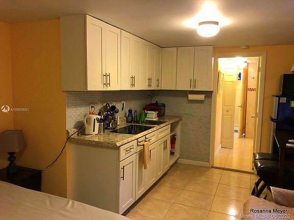 5th image of 404 NE 24th Ave #0