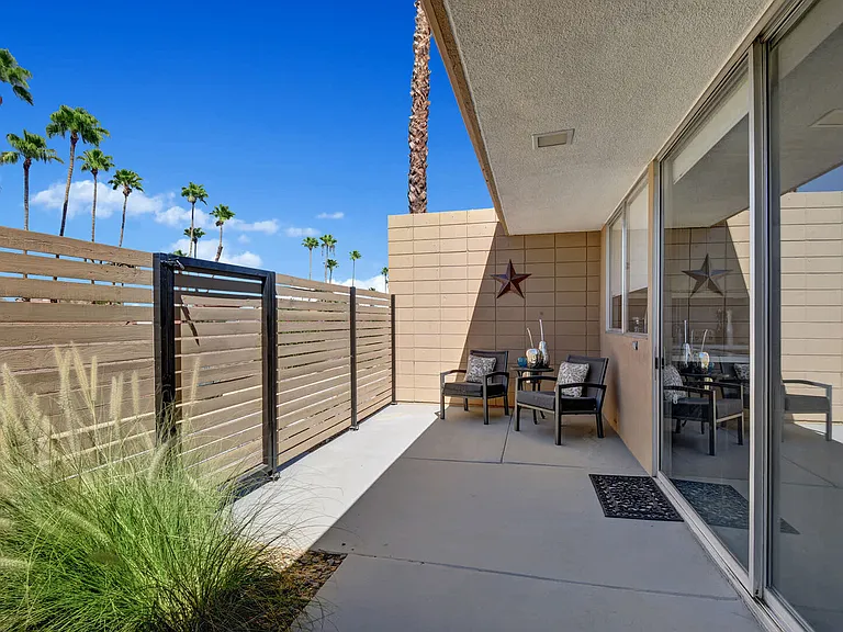 Sandpiper St — Photo 19