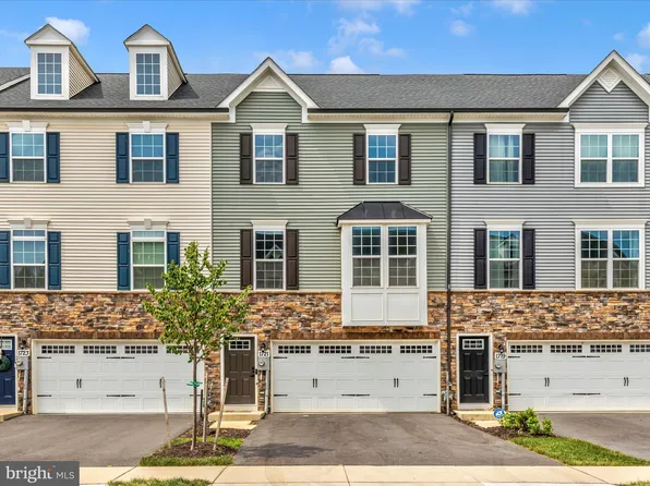 1721 Atlas Dr, Frederick, MD 21702