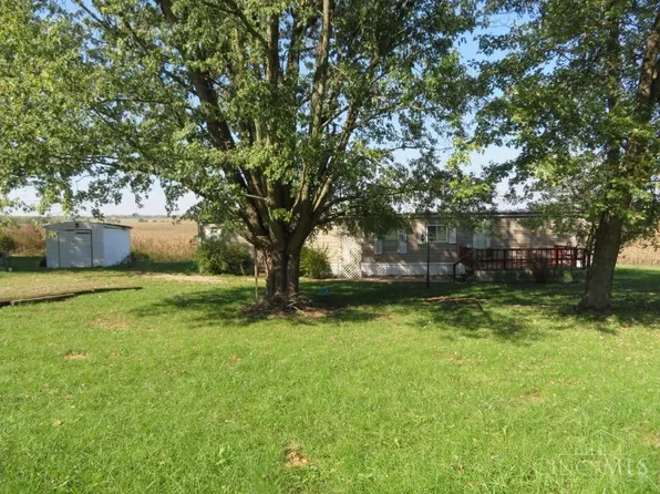 7027 Campfire Cove Cir, Hillsboro, OH 45133