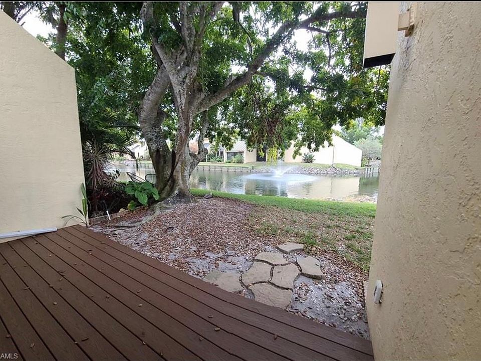 2nd image of 8805 Lateen Ln