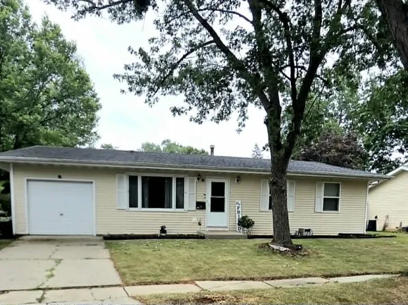 1528 9th Ave, Belvidere, IL 61008